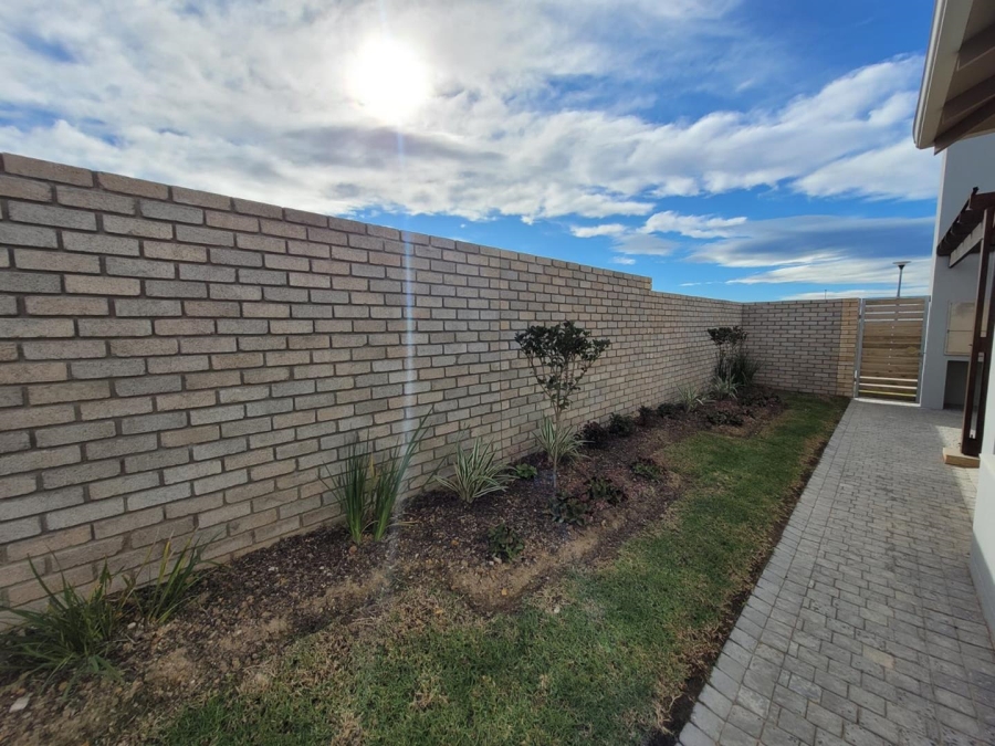 3 Bedroom Property for Sale in Mooikloof Country Estate Western Cape